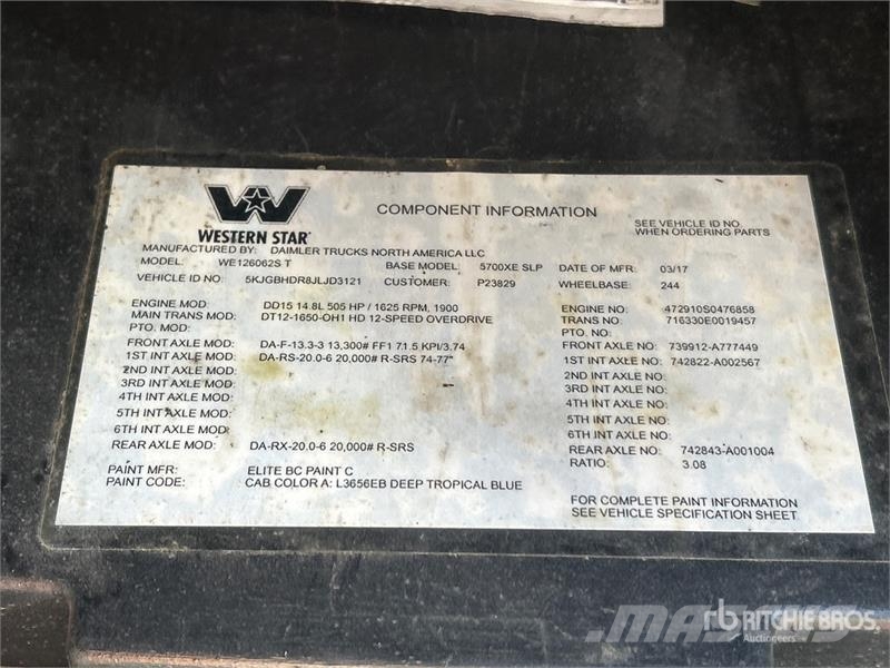 Western Star 5700 6x2 T/A Sleeper Truck Tractor (Inoperable) Влекачи