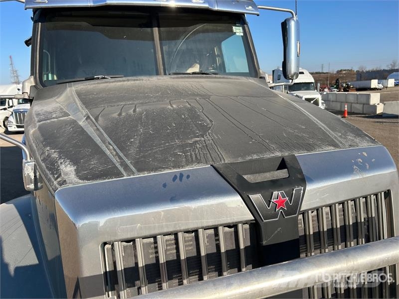 Western Star 5700 6x2 T/A Sleeper Truck Tractor Trekkers