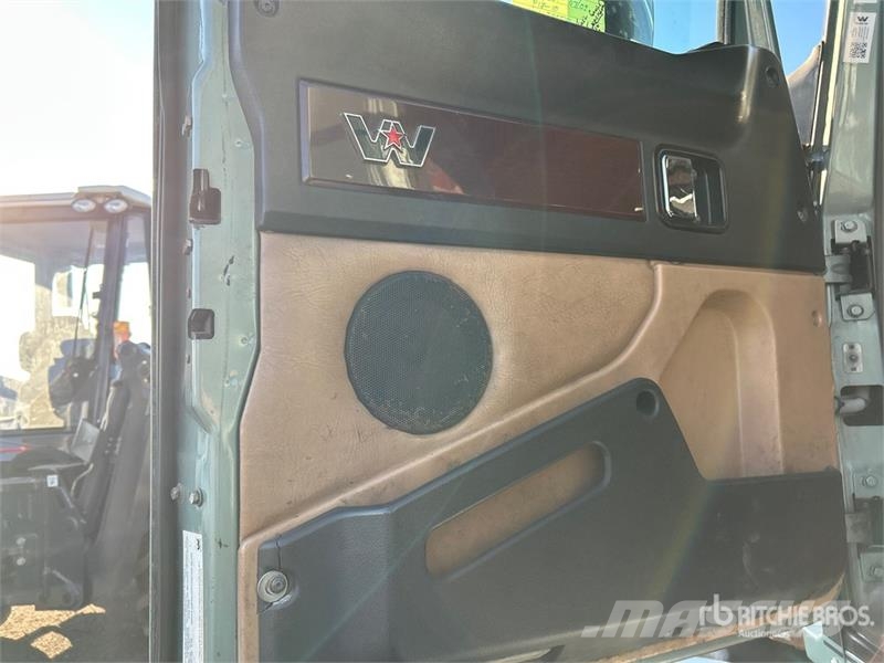 Western Star 5700 6x2 T/A Sleeper Truck Tractor Trekkers