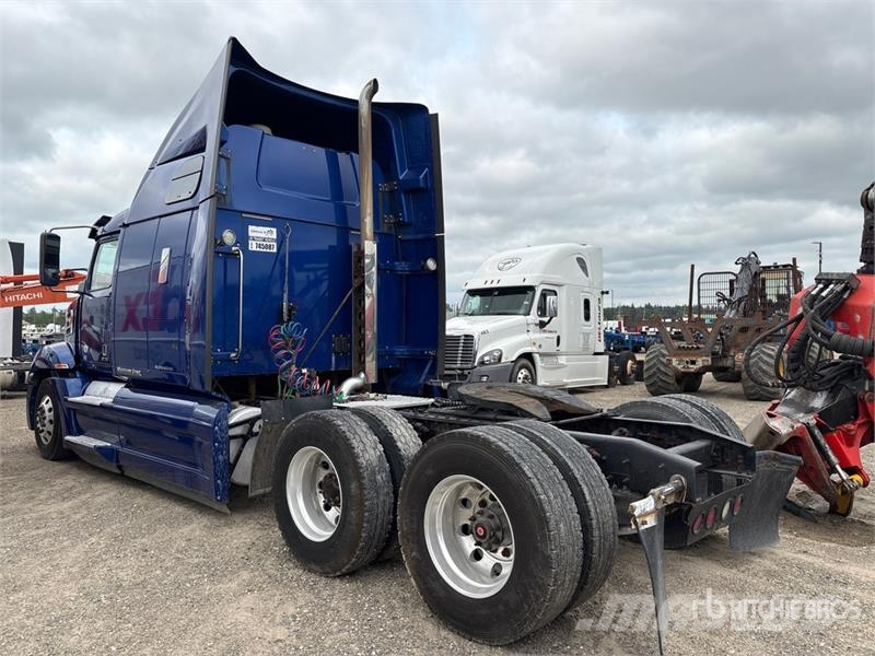 Western Star 5700 6x2 T/A Sleeper Truck Tractor 牵引车