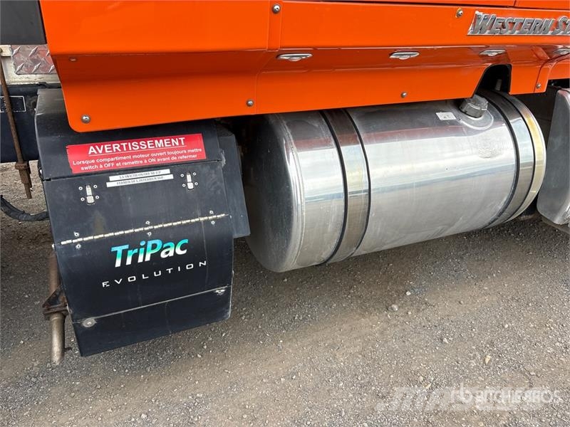 Western Star 5700 6x4 T/A Sleeper Truck Tractor Trekkvogner