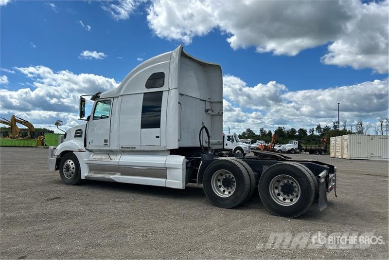 Western Star 5700 6x4 T/A Sleeper Truck Tractor Vlačilci