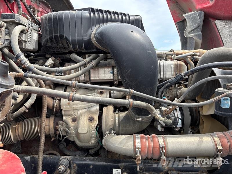 Western Star 5700 6x4 T/A Sleeper Truck Tractor Влекачи