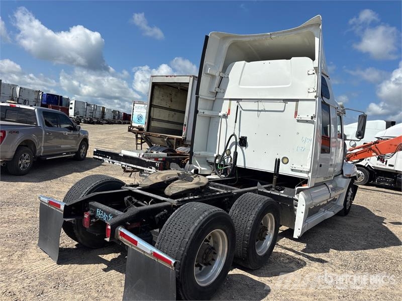 Western Star 5700 6x4 T/A Sleeper Truck Tractor (Inoperable) Vetopöytäautot
