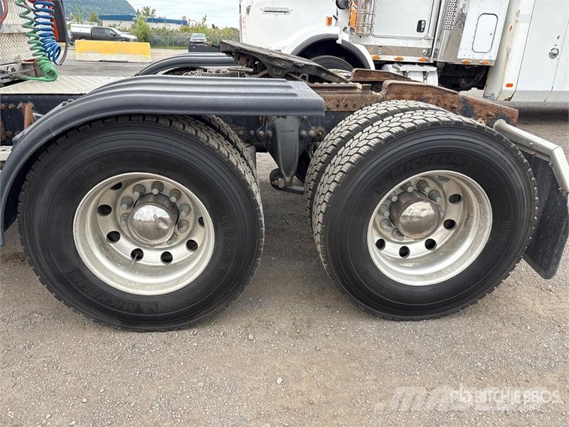 Western Star 5700 6x4 T/A Sleeper Truck Tractor Trekkvogner