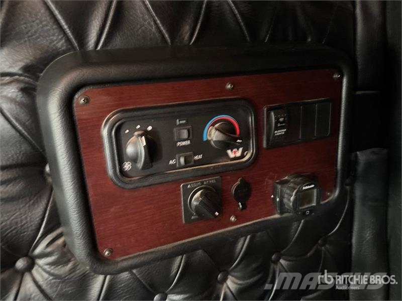 Western Star 5700 6x4 T/A Sleeper Truck Tractor Влекачи