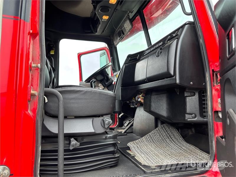 Western Star 5700 6x4 T/A Sleeper Truck Tractor Влекачи