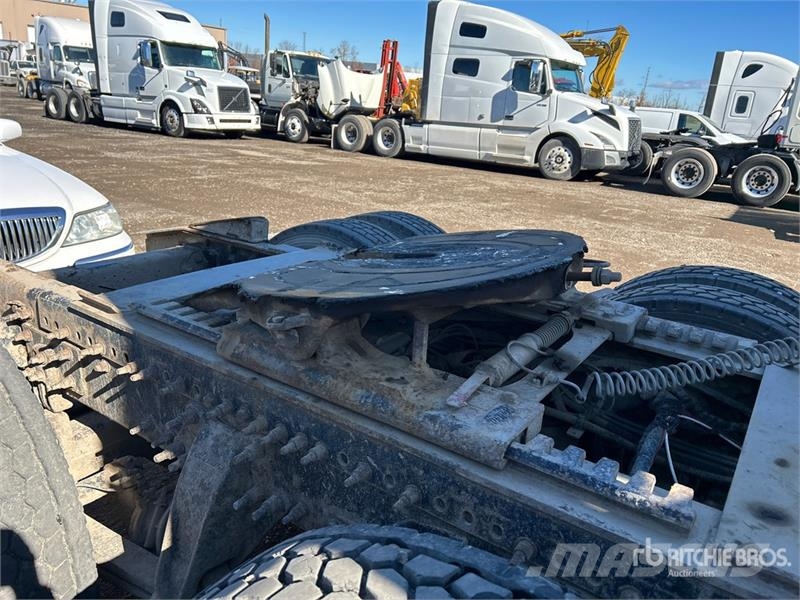Western Star 5700 6x4 T/A Day Cab Truck Tractor 牵引车