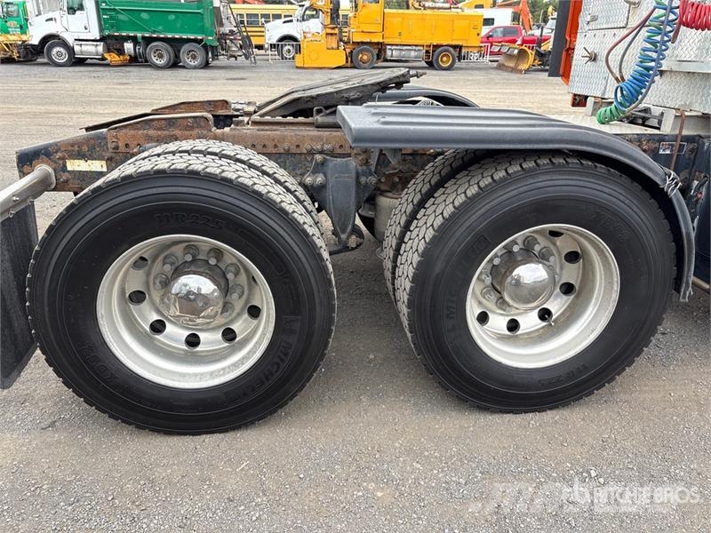 Western Star 5700 T/A Sleeper Truck Tractor Sadulveokid