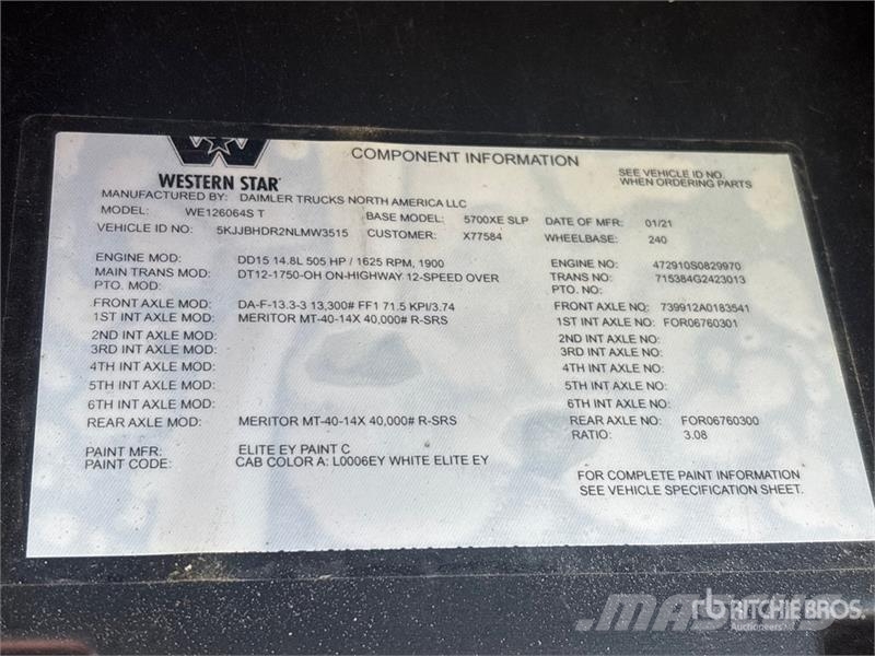 Western Star 5700XE SLP 6x4 T/A Sleeper Truck Tractor (Inoperab Trekkers