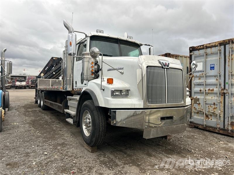 Western Star Atlas 332.3E 12313 lb Knuckle Boom on  Western Sta Camion plateau ridelle avec grue