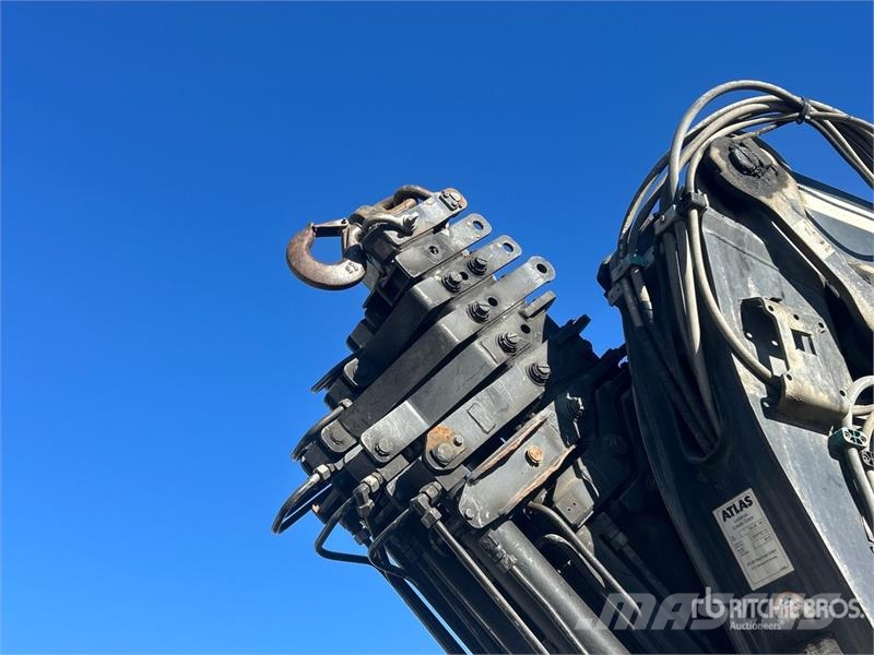Western Star Atlas 332.3E 12313 lb Knuckle Boom on  Western Sta Автокрани