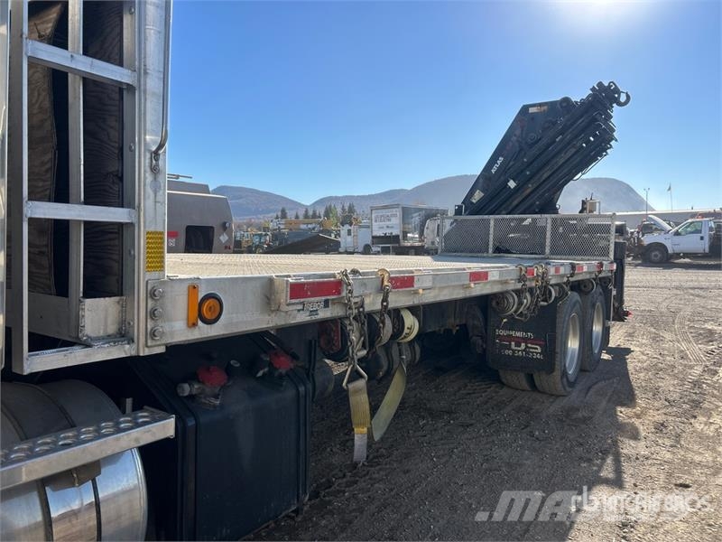 Western Star Atlas 332.3E 12313 lb Knuckle Boom on  Western Sta Автокрани