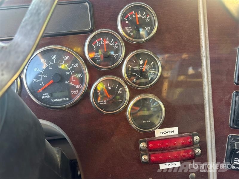 Western Star Control Company on Western Star 4800 10x6 Twin-Ste شاحنات مزدوجة / خلخلة