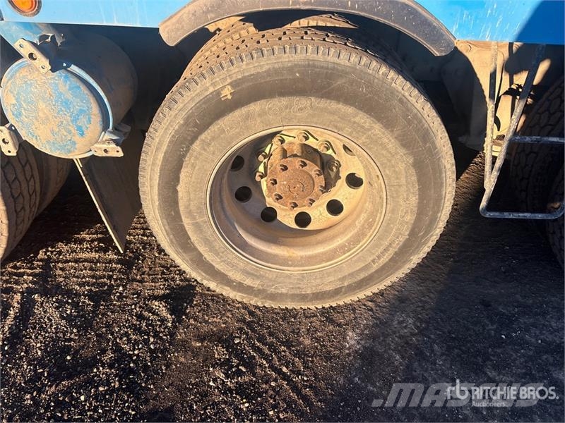 Western Star Control Company on Western Star 4800 10x6 Twin-Ste شاحنات مزدوجة / خلخلة