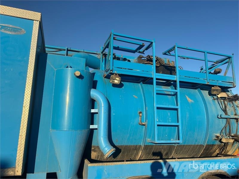Western Star Control Company on Western Star 4800 10x6 Twin-Ste شاحنات مزدوجة / خلخلة
