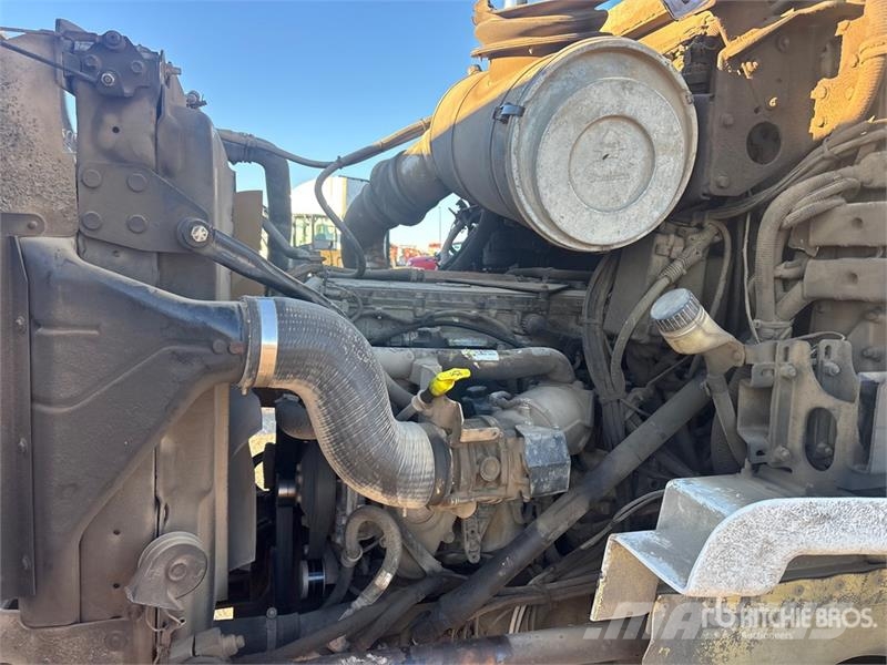 Western Star Control Company on Western Star 4800 10x6 Twin-Ste شاحنات مزدوجة / خلخلة