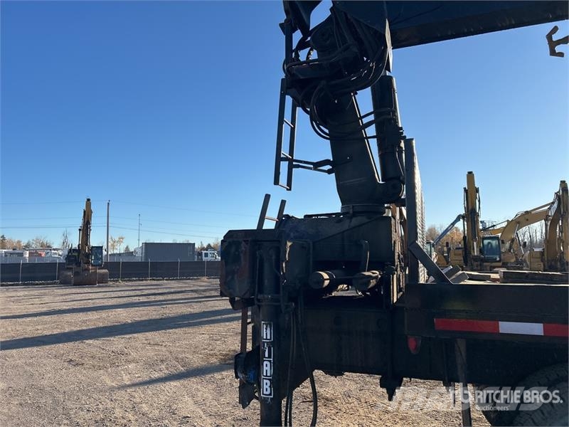 Western Star Hiab 210K-3 1880 kg Knuckle Boom on Western Star Autogru