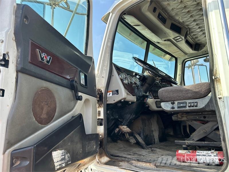 Western Star on Western Star 4900 8x6 Vacuum Excavator Truck Kombiji / vakuumski kamioni