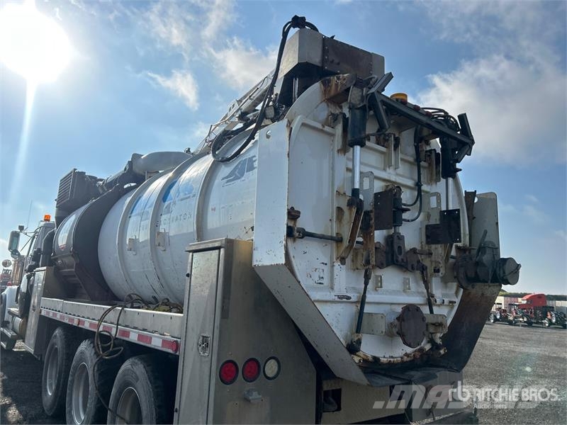 Western Star on Western Star 4900 8x6 Vacuum Excavator Truck Kombiji / vakuumski kamioni