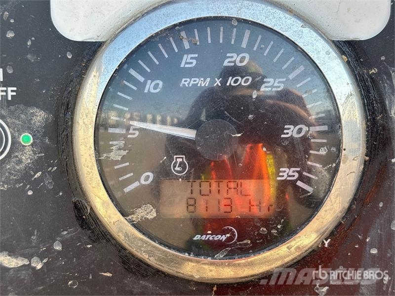 Western Star on Western Star 4800 10x6 Twin-Steer Vacuum Excav Slamsugere