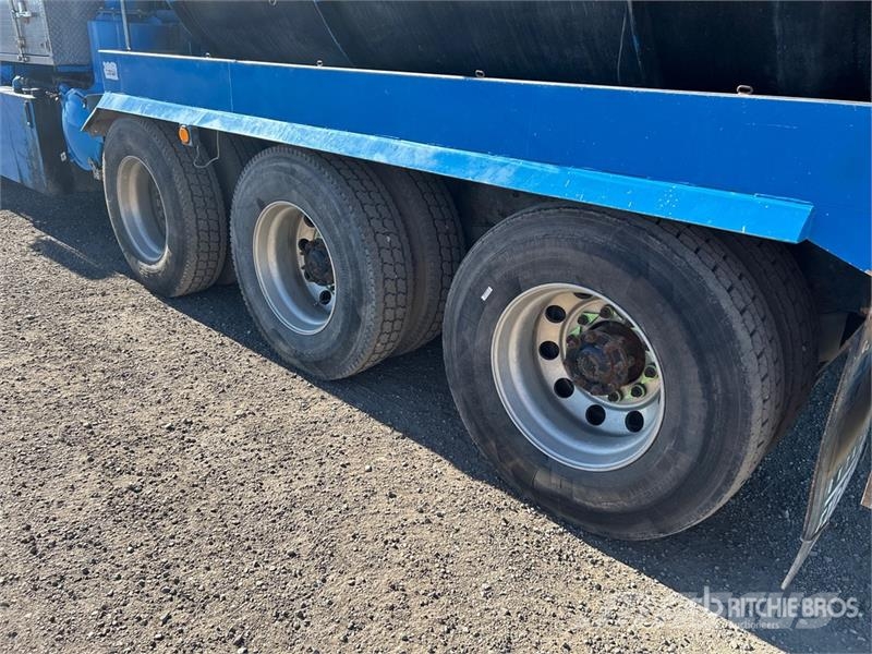 Western Star PVPM-3000 on  Western Star 4700 8x6 Vacuum Excavat Комби / вакуум камиони

