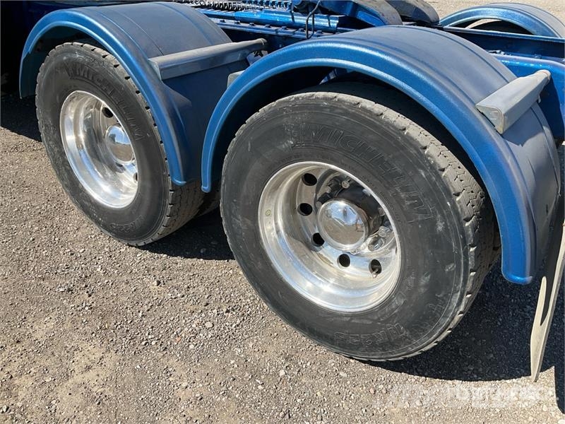 Western Star REBUILT 5700XE 6x4 T/A Sleeper Truck Tractor Влекачи