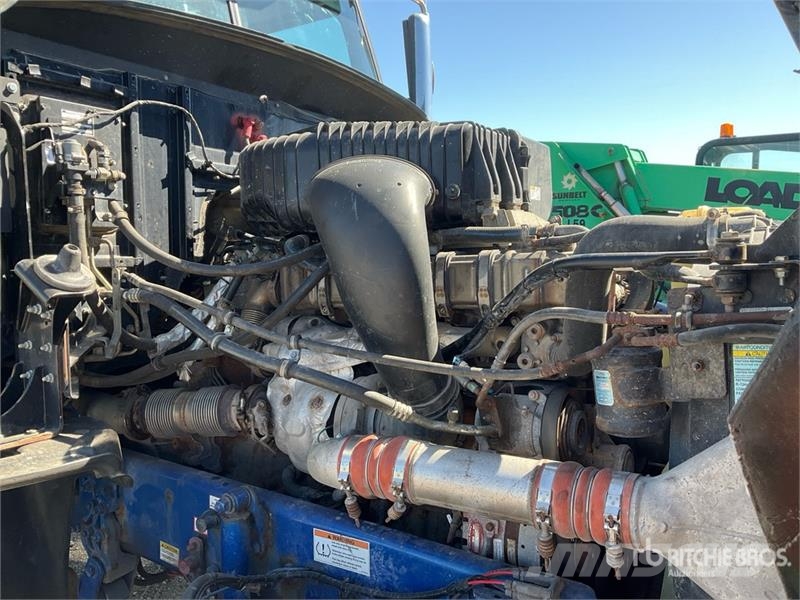 Western Star REBUILT 5700XE 6x4 T/A Sleeper Truck Tractor Влекачи
