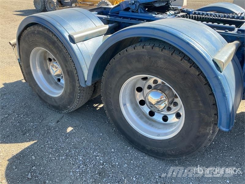 Western Star REBUILT 5700XE 6x4 T/A Sleeper Truck Tractor Влекачи