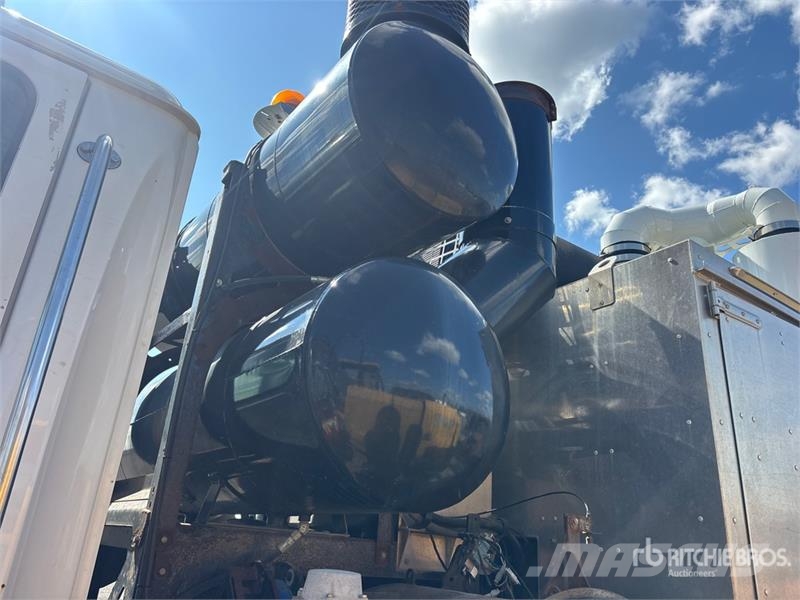 Western Star Robuschi 145 on Western Star 4700 8x4 Vacuum Excav Paine-/imuautot
