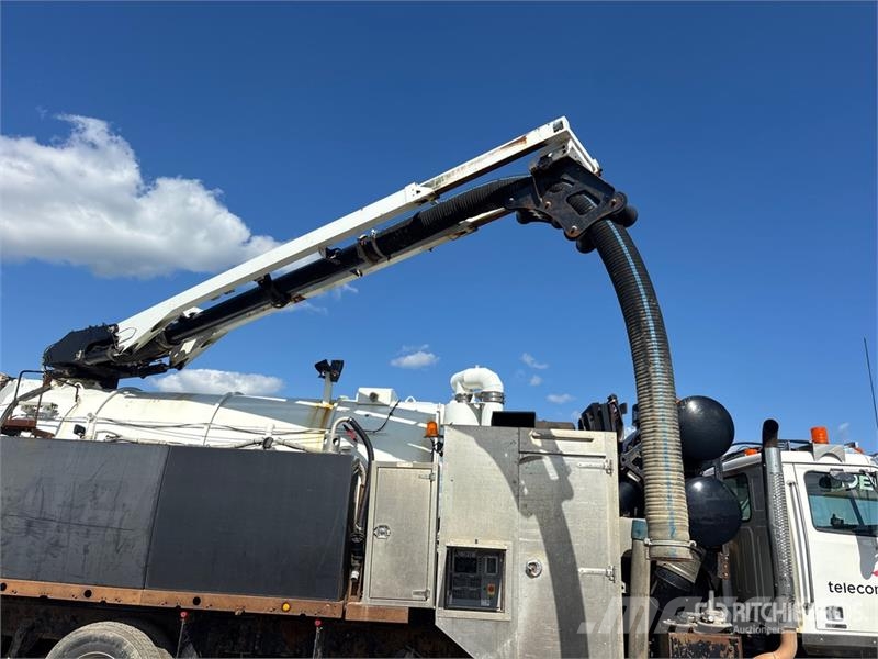 Western Star Robuschi 145 on Western Star 4700 8x4 Vacuum Excav Paine-/imuautot
