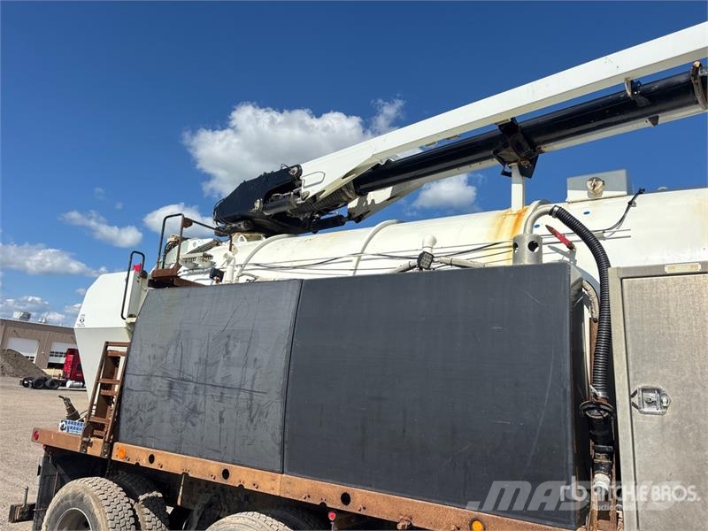 Western Star Robuschi 145 on Western Star 4700 8x4 Vacuum Excav Paine-/imuautot
