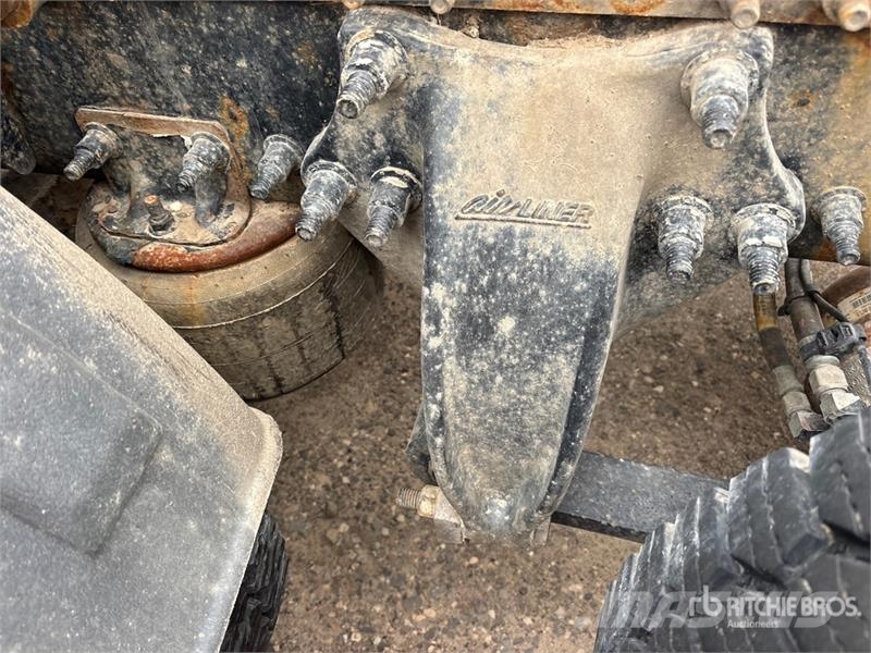 Western Star W5700XE 6x4 T/A Sleeper Truck Tractor Traktorske jedinice