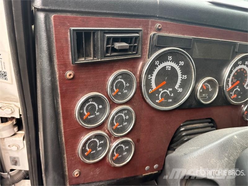 Western Star W5700XE 6x4 T/A Sleeper Truck Tractor Traktorske jedinice