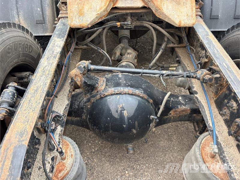 Western Star W5700XE 6x4 T/A Sleeper Truck Tractor Traktorske jedinice