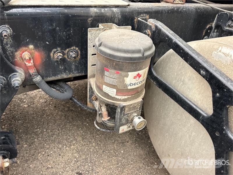 Western Star W5700XE 6x4 T/A Sleeper Truck Tractor Traktorske jedinice