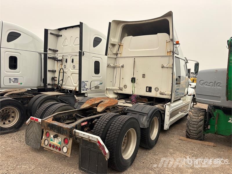Western Star W5700XE 6x4 T/A Sleeper Truck Tractor Traktorske jedinice