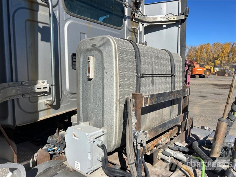 Western Star W5700XE 6x4 T/A Day Cab Truck Tractor وحدات الجر