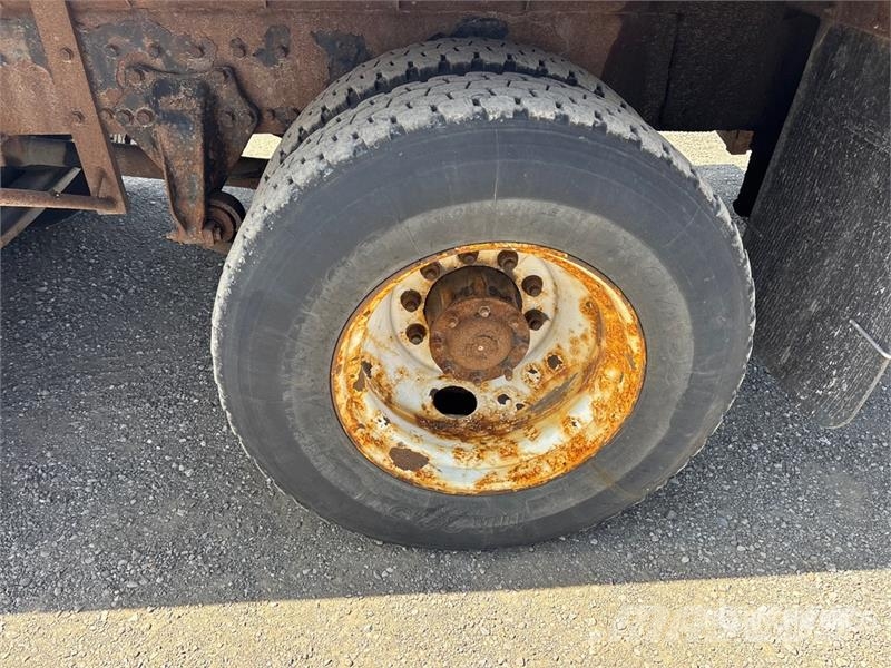 Western Star WB 610.24 7720 lb Knuckle Boom on Western Star 480 크레인 트럭