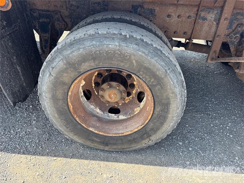 Western Star WB 610.24 7720 lb Knuckle Boom on Western Star 480 크레인 트럭