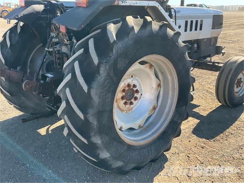 White 6085 2WD Tractor الجرارات