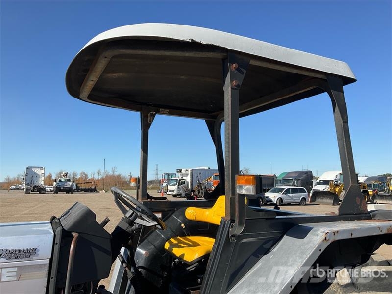 White 6085 2WD Tractor الجرارات