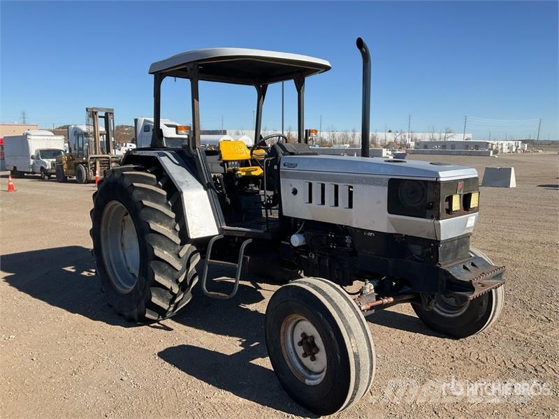 White 6085 2WD Tractor الجرارات