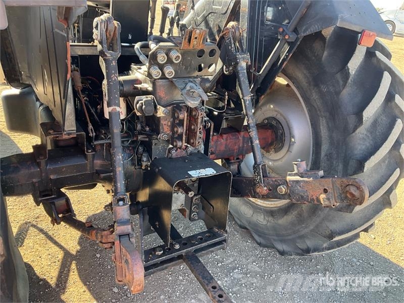 White 6085 2WD Tractor الجرارات