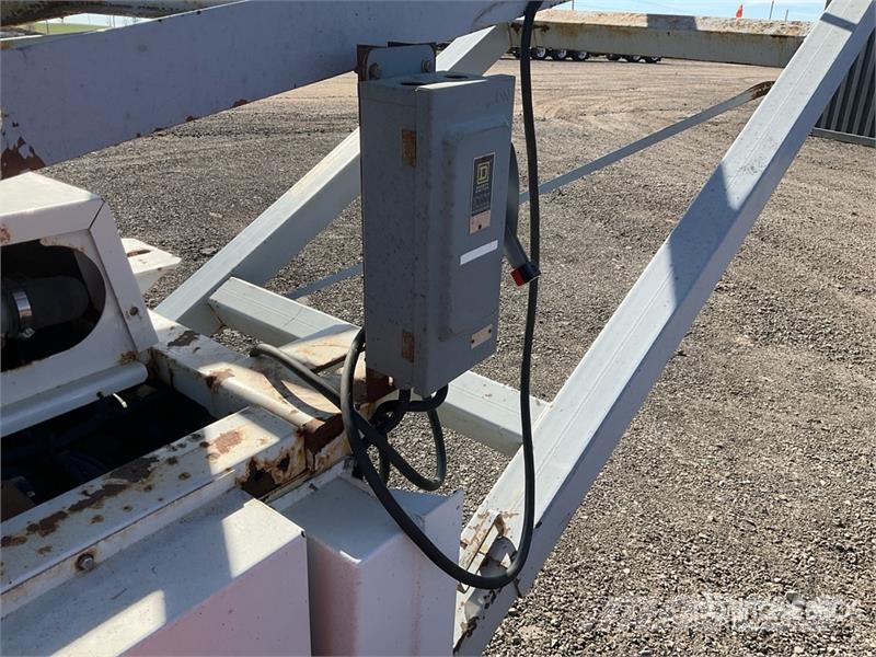 Willis 30X60E 30 in x 60 ft Portable Radial Stacki Építőipar - Egyebek