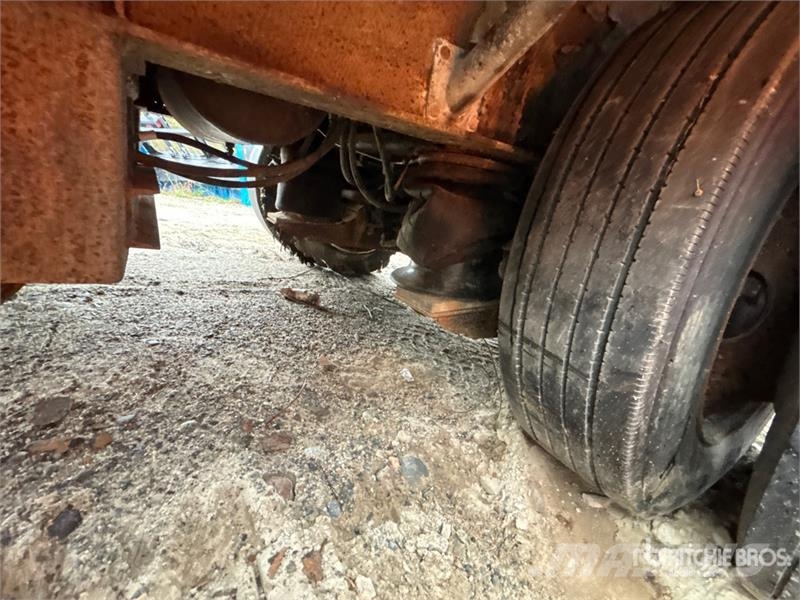 Wilson 47 ft T/A Step Deck Trailer لوادر منخفضة