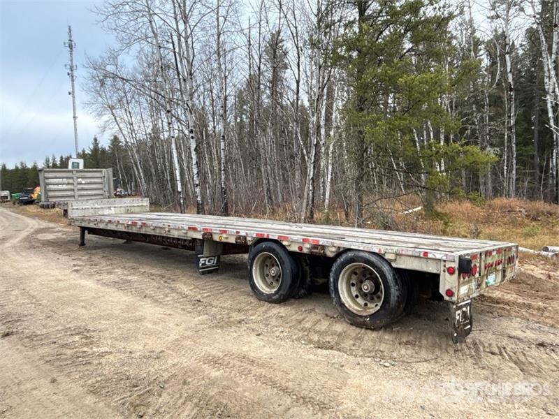 Wilson 47 ft T/A Step Deck Trailer لوادر منخفضة