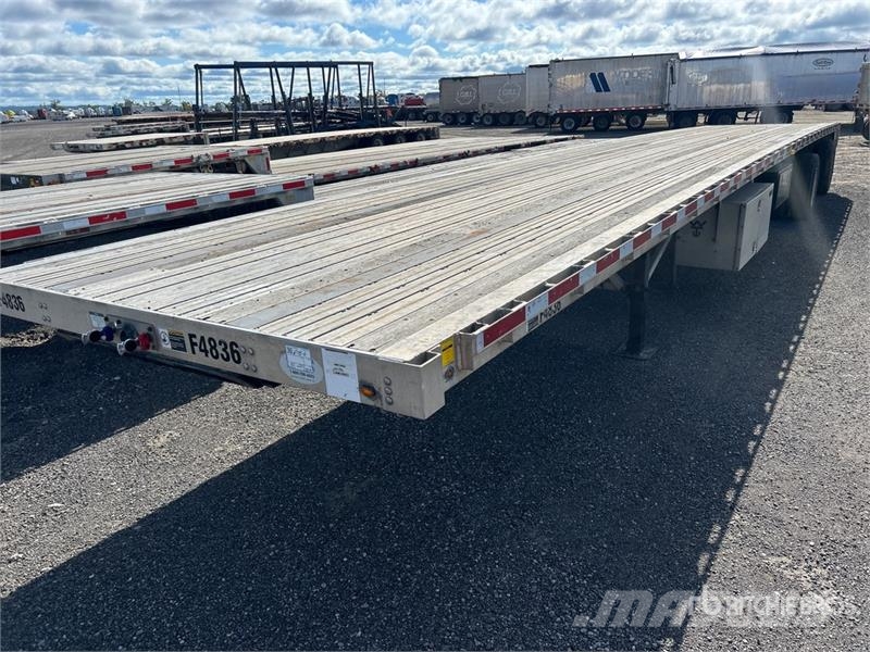 Wilson 48 ft T/A Spread Axle Flatbed Trailer مقطوروات مسطحة/مفصلية الجوانب