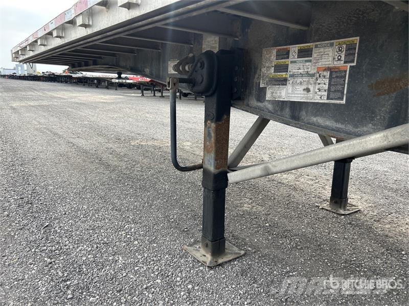 Wilson 48 ft T/A Spread Axle Flatbed Trailer مقطوروات مسطحة/مفصلية الجوانب
