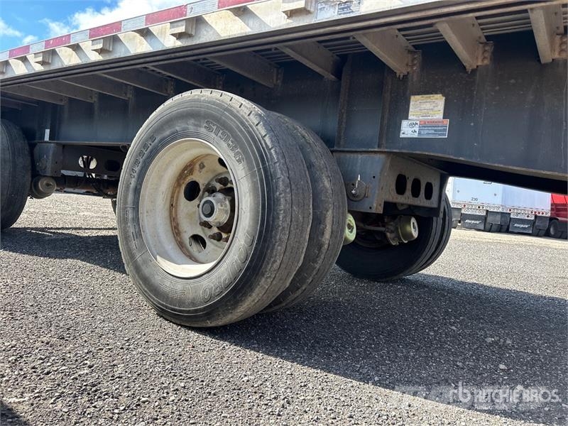 Wilson 48 ft T/A Spread Axle Flatbed Trailer مقطوروات مسطحة/مفصلية الجوانب
